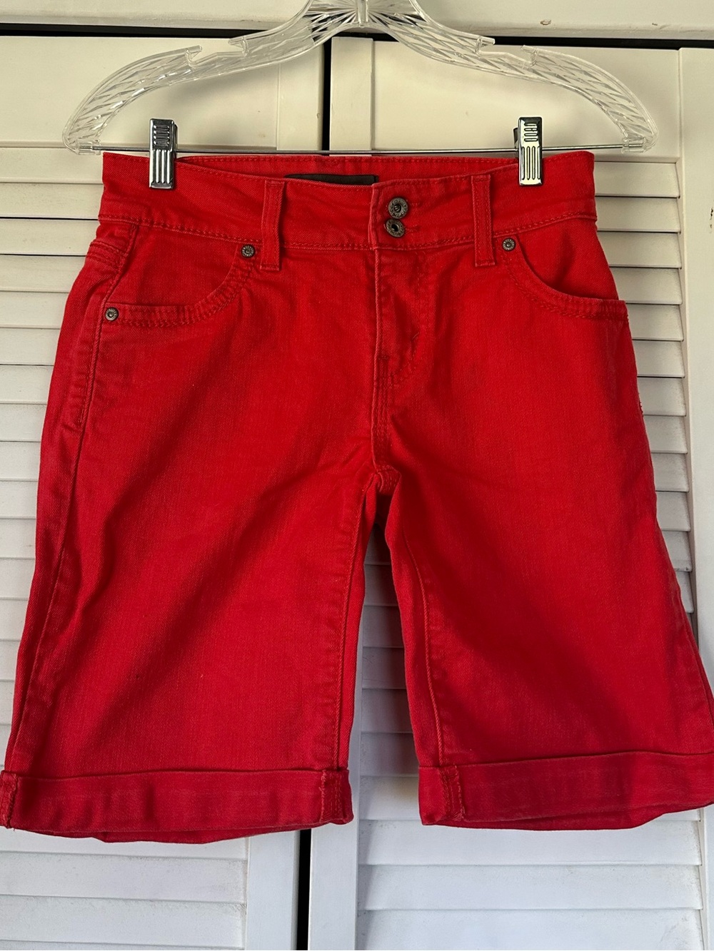 Women's Red Levi’s Casual Bermuda Jean Shorts